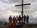 16 diese Mannen stellten vor 40 Jahren dieses Kreuz auf